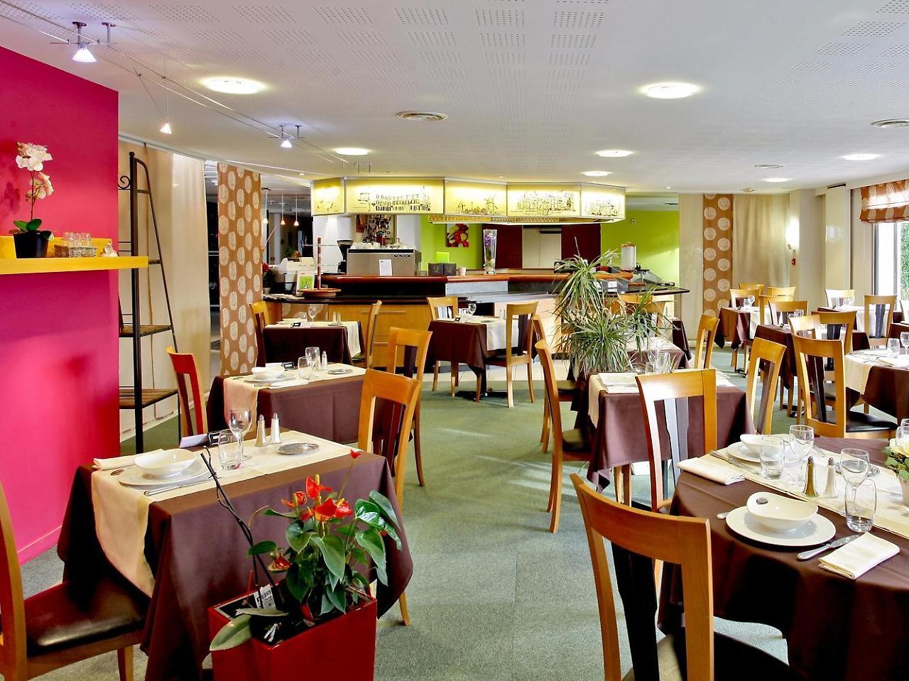 Logis Hotel Restaurant Aloe เลแซร์บิเย ภายนอก รูปภาพ